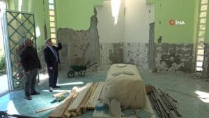bakan-ersoyun-talimatiyla-restorasyona-alinan-cemevinde-calismalar-suruyor-jIS6pC2N.jpg