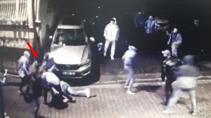 besiktasta-9-10-kisinin-yumruklu-saldirisina-ugrayan-fenomen-cihan-emre-korku-dolu-anlari-anlatti-6NhKwdIS.jpg