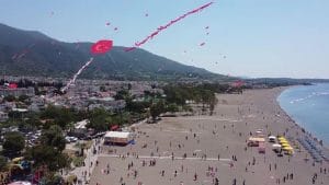 menderes-belediyesi-ucurtma-senligi-samandagda-yapilacak-r4ZzDYIK.jpg