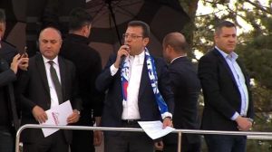 son-dakika-erzurumda-imamogluna-yonelik-tasli-saldiriya-karisan-uzman-cavus-gozaltina-alindi-RfUWpw8d.jpg