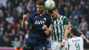 son-dakika-fenerbahce-giresunsporla-deplasmanda-1-1-berabere-kaldi-45KLy3Lr.jpg