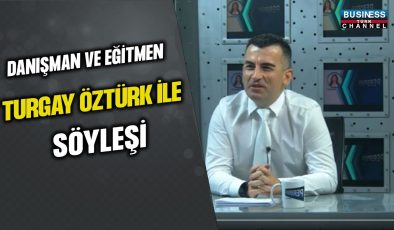 DANIŞMAN VE EĞİTMEN TURGAY ÖZTÜRK, YÖNETİM SİSTEMLERİ VE HÜKÜMET KONTRATLARI ÜZERİNE SORULARI YANITLADI