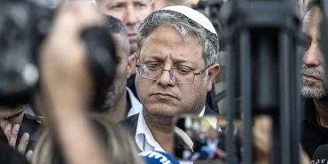 6848df0362d20438__w1200xh675