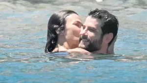 SİNEM ÜNSAL VE BERK CANKAT AŞKA GELDİ
