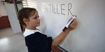 ara-tatilin-10-kasima-denk-gelmesi-tepki-cekti-mebden-aciklama-geldi-vuvh_cover