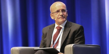 mehmet-simsek-kronik-agir-hasta-iddialari-hakkinda-mecliste-konustu_690db448e82e6